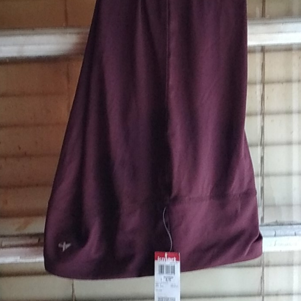 Capris - Picture 3 of 3